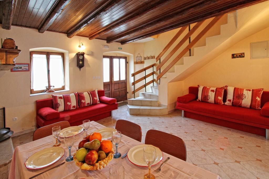 Holiday Home Marko Funtana Exterior photo