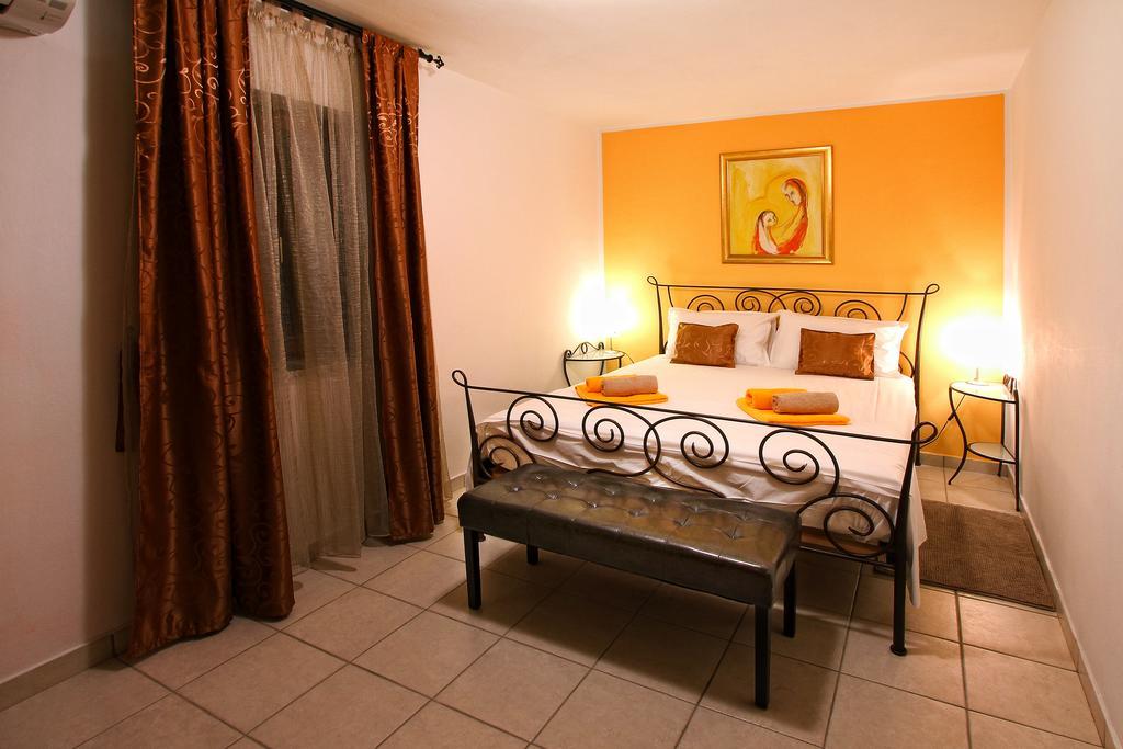 Holiday Home Marko Funtana Exterior photo